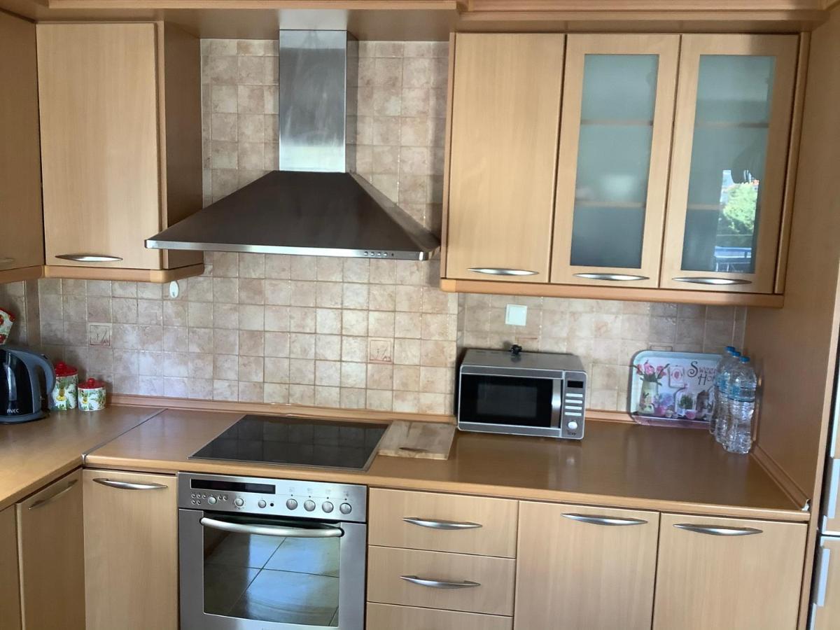 Lovely And Sunny Apartament 300M From Beach!! Peraia  Exterior photo