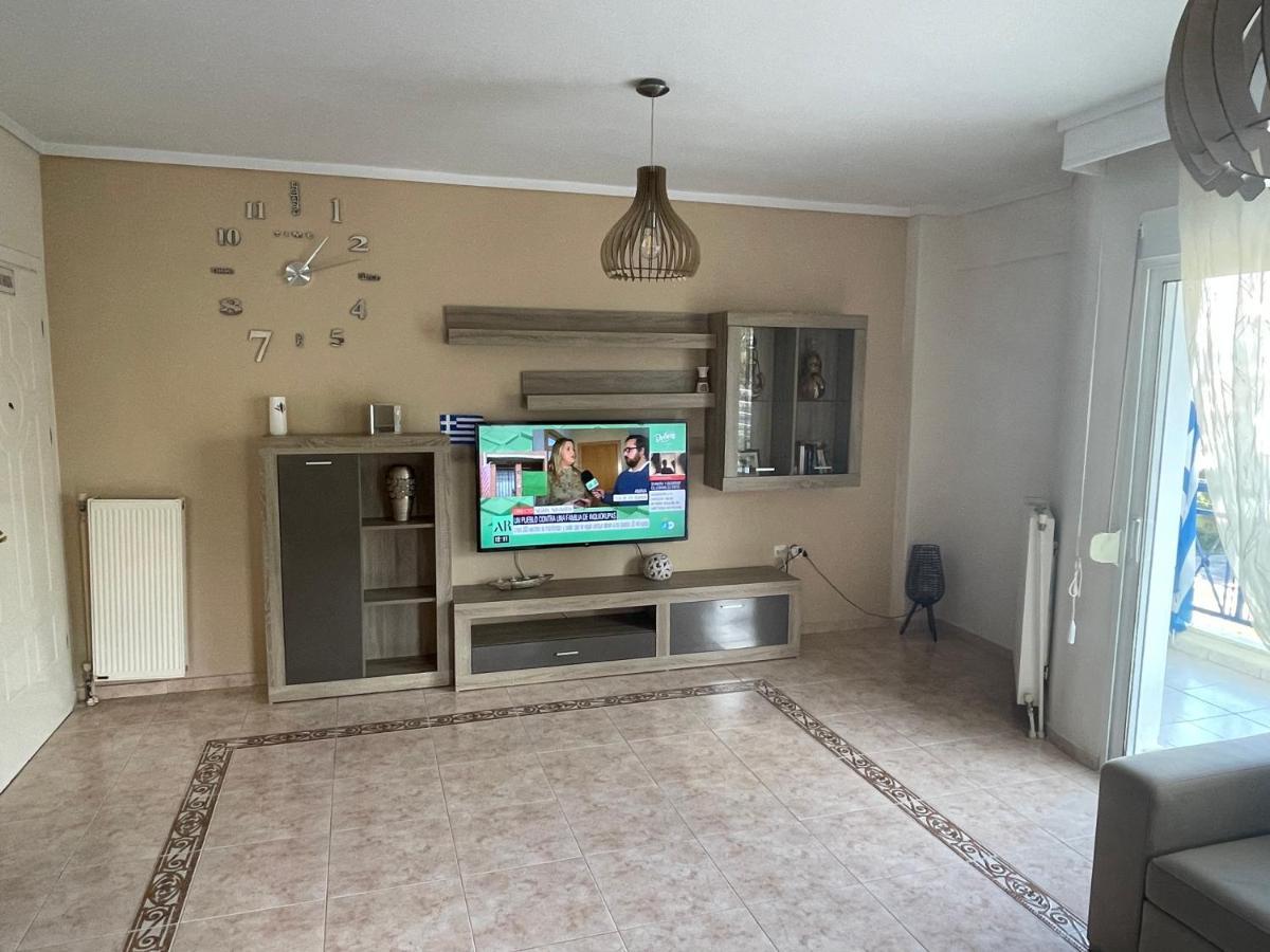 Lovely And Sunny Apartament 300M From Beach!! Peraia  Exterior photo