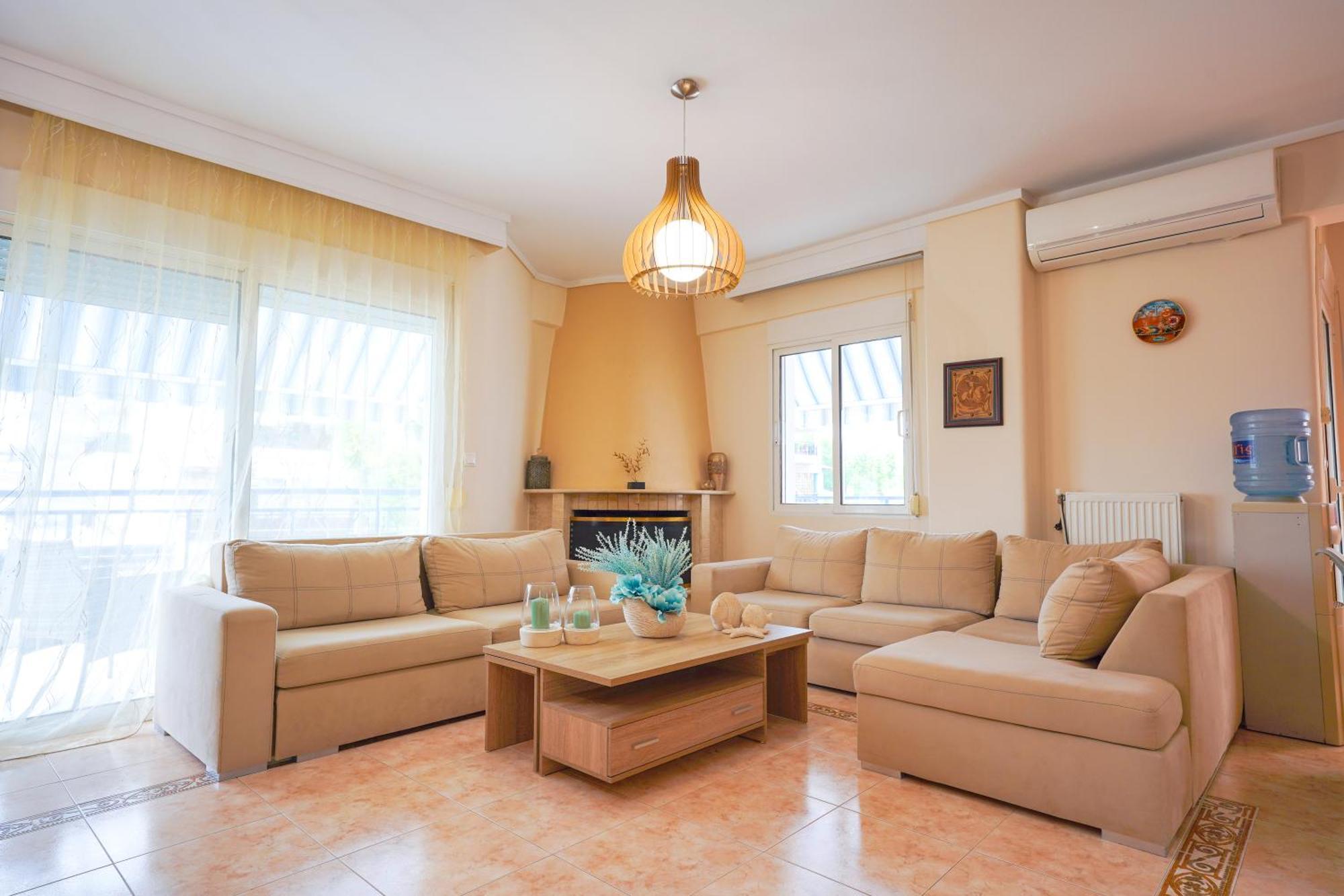 Lovely And Sunny Apartament 300M From Beach!! Peraia  Exterior photo