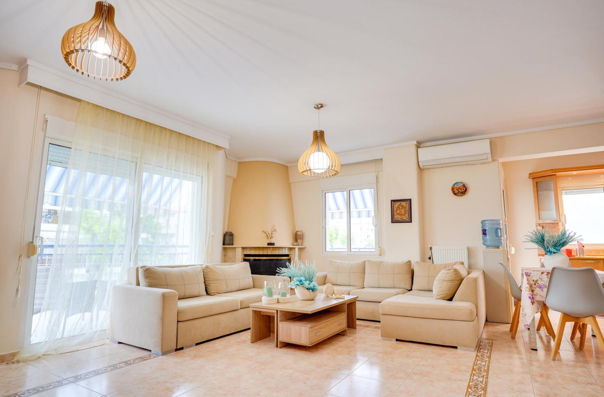 Lovely And Sunny Apartament 300M From Beach!! Peraia  Exterior photo