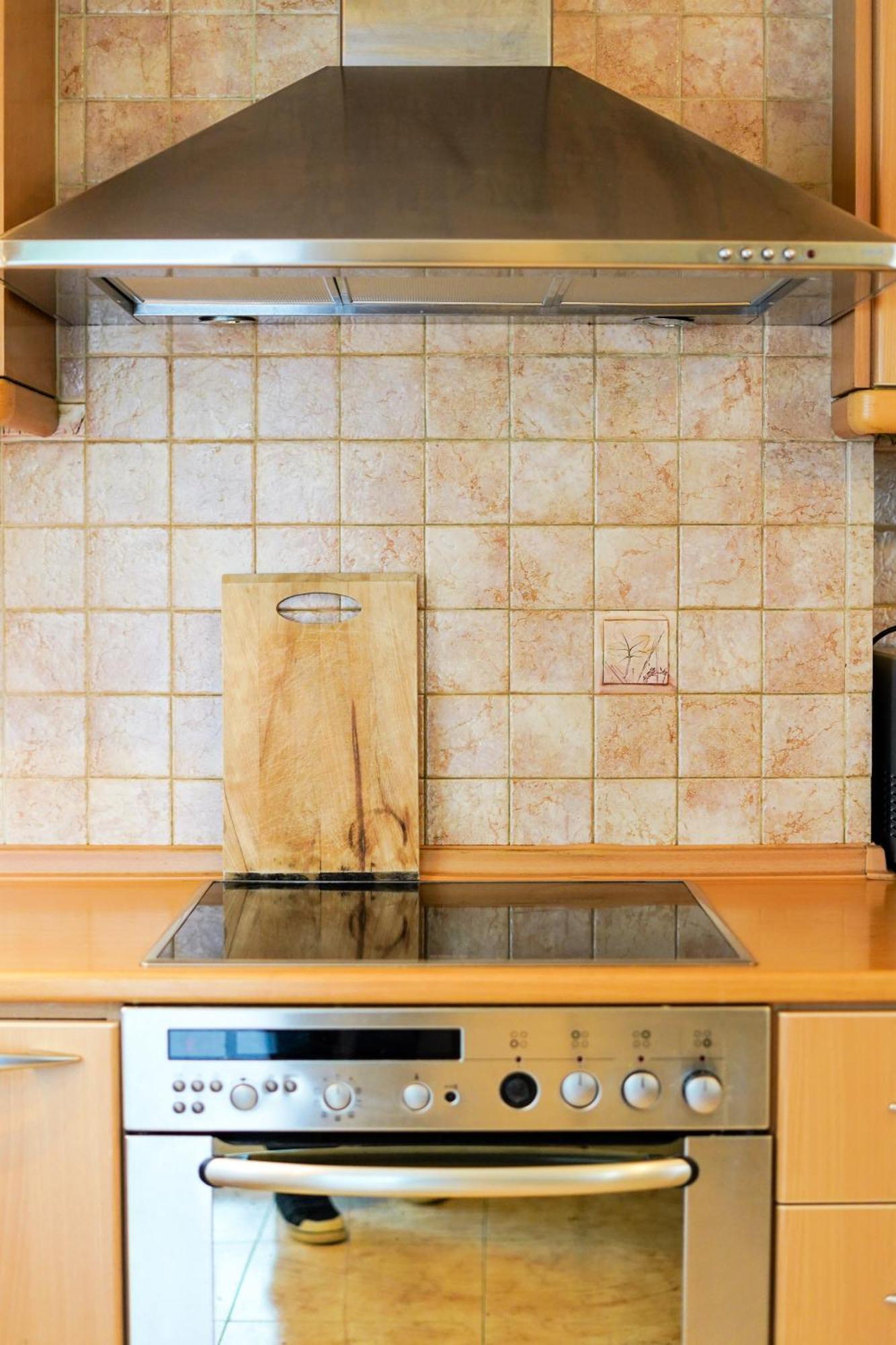 Lovely And Sunny Apartament 300M From Beach!! Peraia  Exterior photo