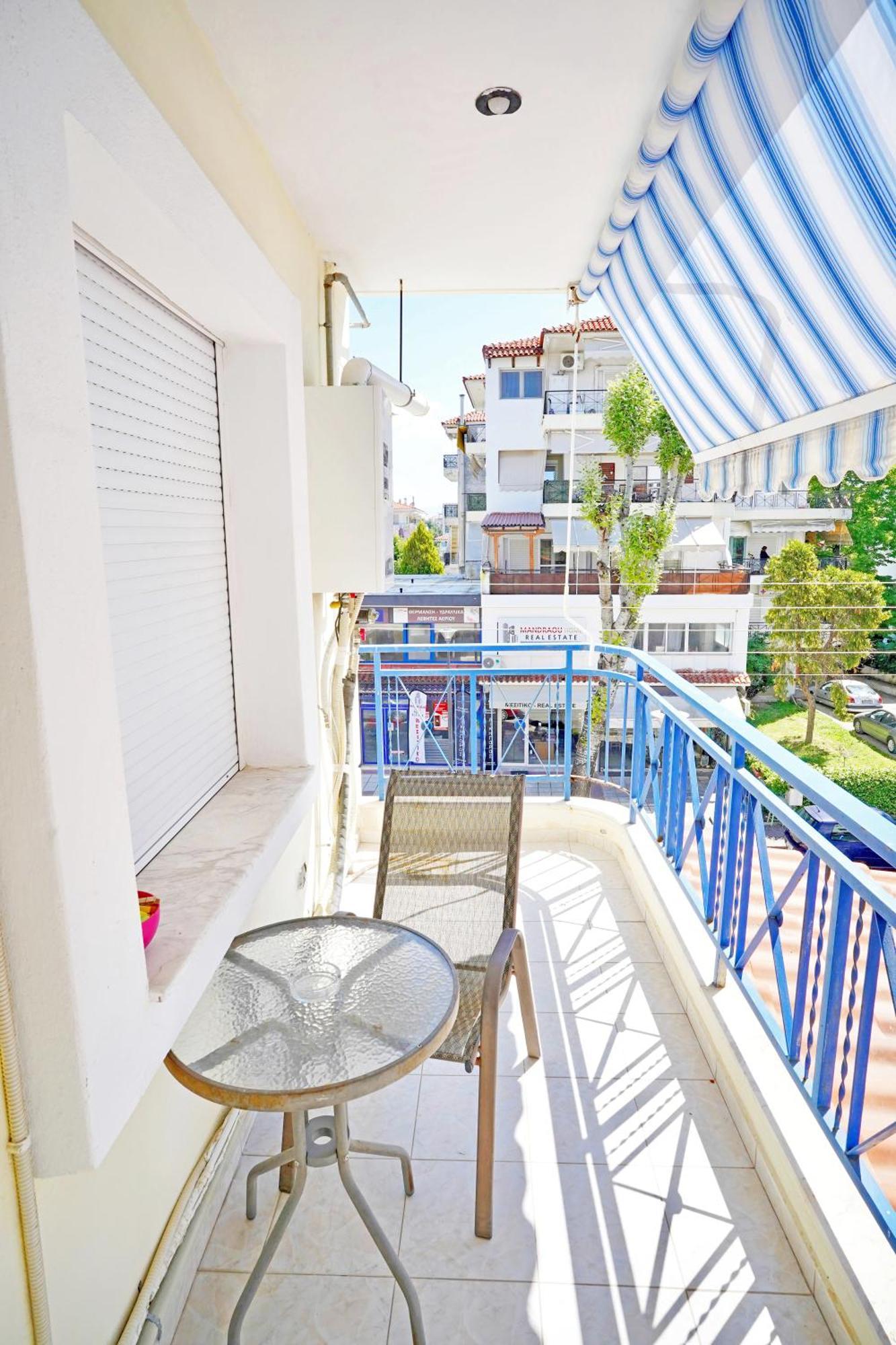 Lovely And Sunny Apartament 300M From Beach!! Peraia  Exterior photo